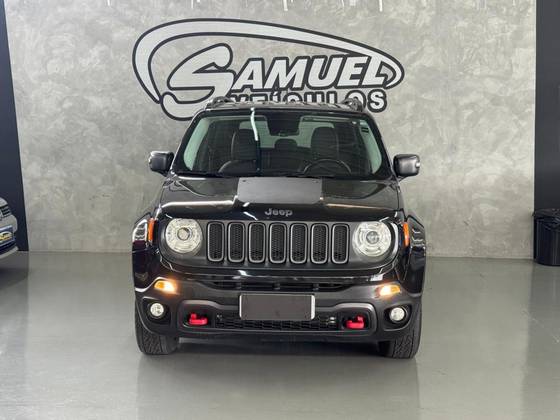 JEEP RENEGADE 2.0 16V TURBO DIESEL TRAILHAWK 4P 4X4 AUTOMÁTICO